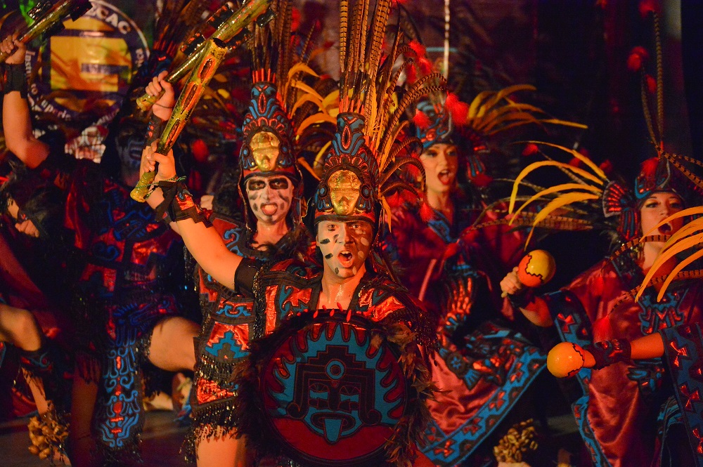 Meksyk - COMPAÑÍA DE DANZA FOLKLÓRICA DE LA CIUDAD DE MÉXICO
